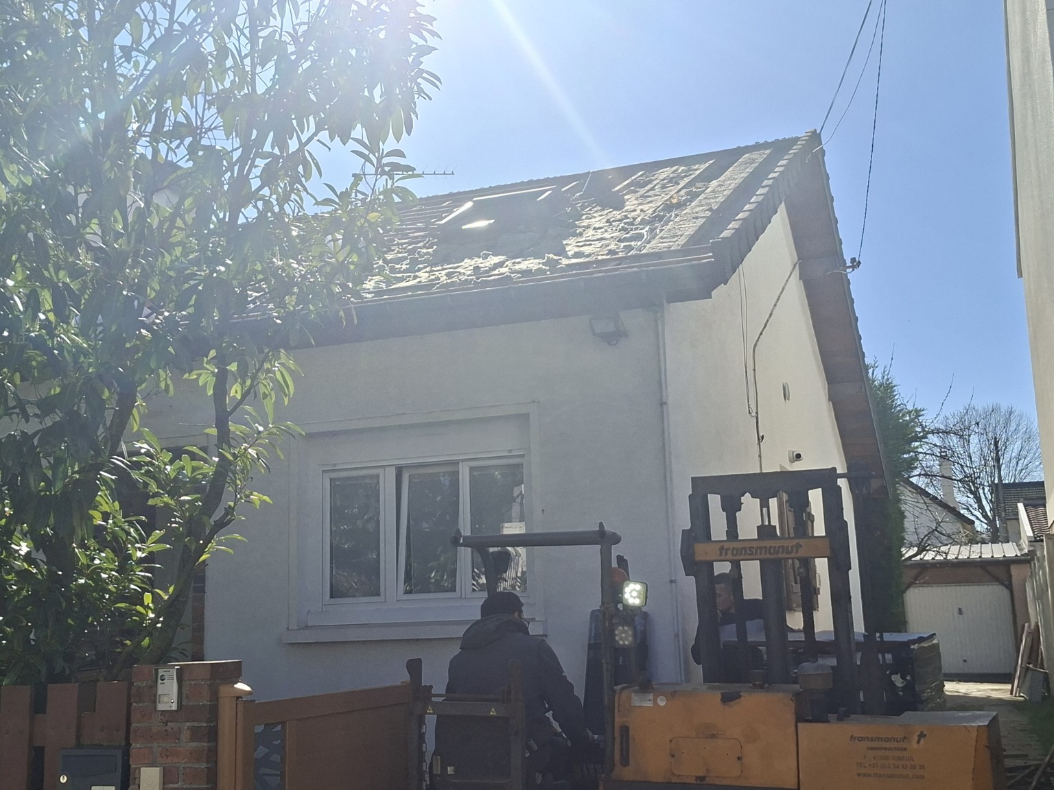 Chantier rénovation toiture Gagny avec accès matériel